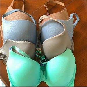 4 Bundle Set Victoria's Secret 32DD/32E